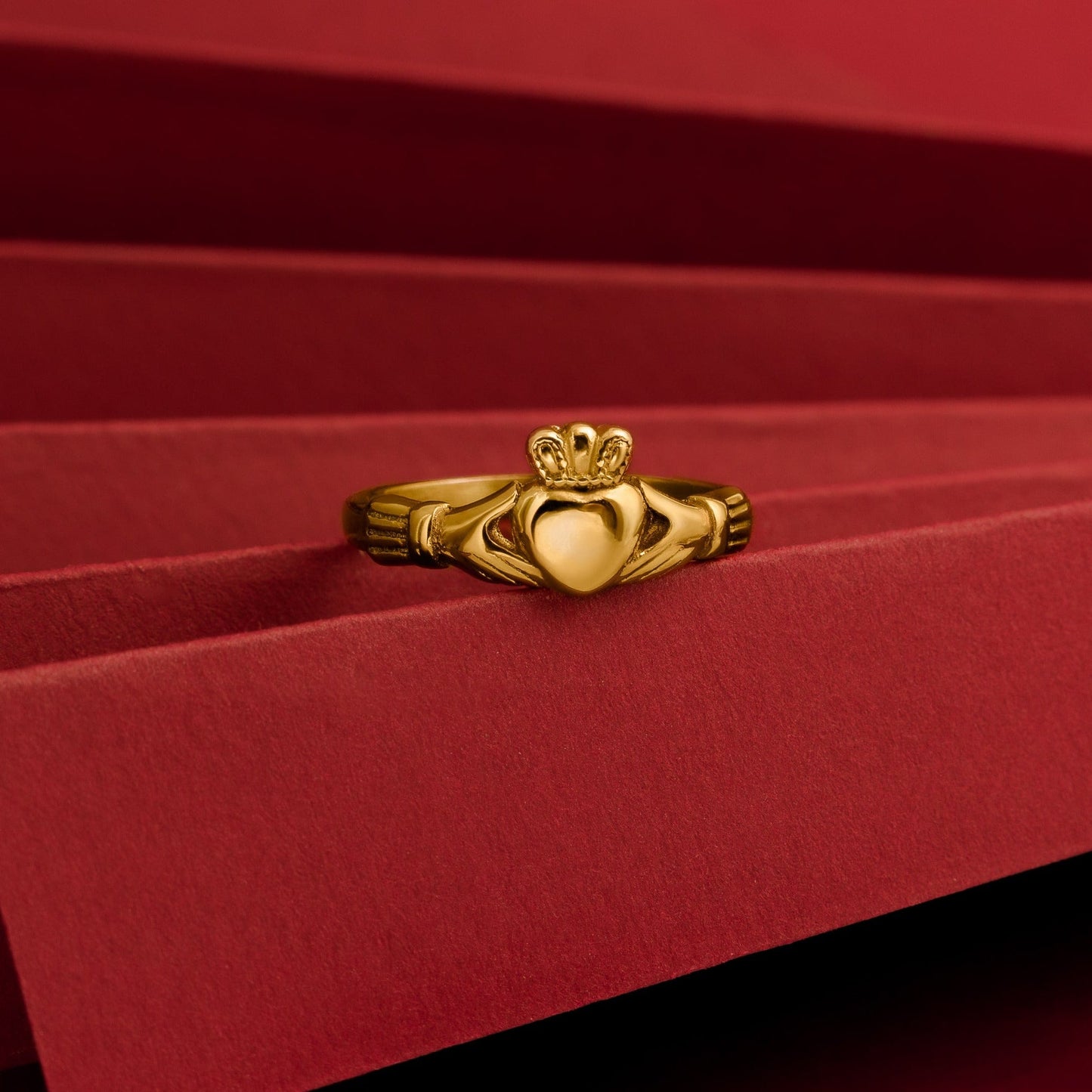 Eirin Apparel Claddagh Ring Women's Gold-Plated Claddagh Ring - ‘Suncrest’