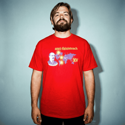 Eirin Apparel Men's T-Shirt 'Anti-Faisisteach' James Connolly Tribute T-Shirt – Red/Yellow