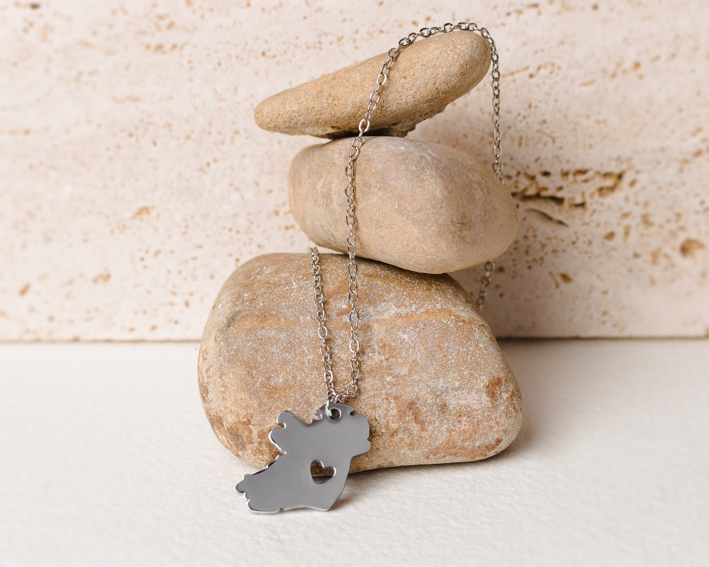 Eirin Apparel Necklace Map of Ireland Necklace - ‘Heartland’