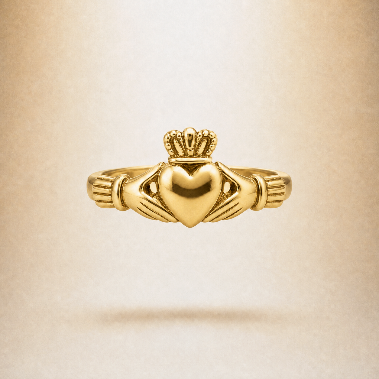 Women's Gold-Plated Classic Claddagh Ring – ‘Gréine’ (Of the Sun)