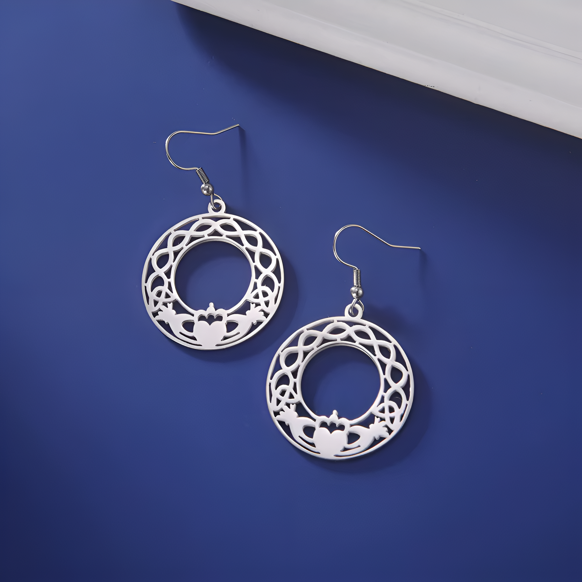 Eirin Apparel Chunky Claddagh Hoop Earrings Gold & Silver Claddagh Knot Hoop Earrings – ‘Fáinne an Ghrá’ (Ring of Love)