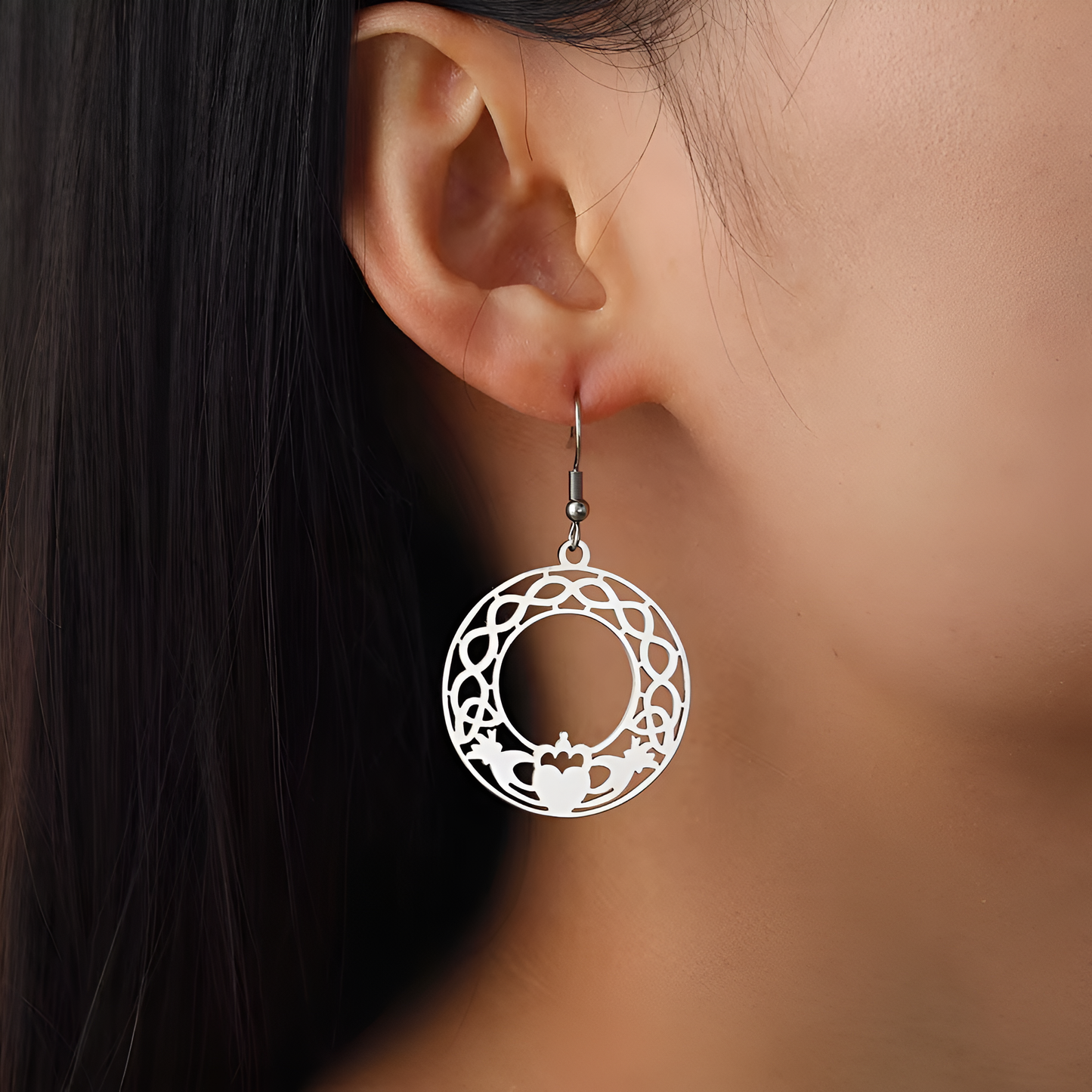 Eirin Apparel Chunky Claddagh Hoop Earrings Gold & Silver Claddagh Knot Hoop Earrings – ‘Fáinne an Ghrá’ (Ring of Love)