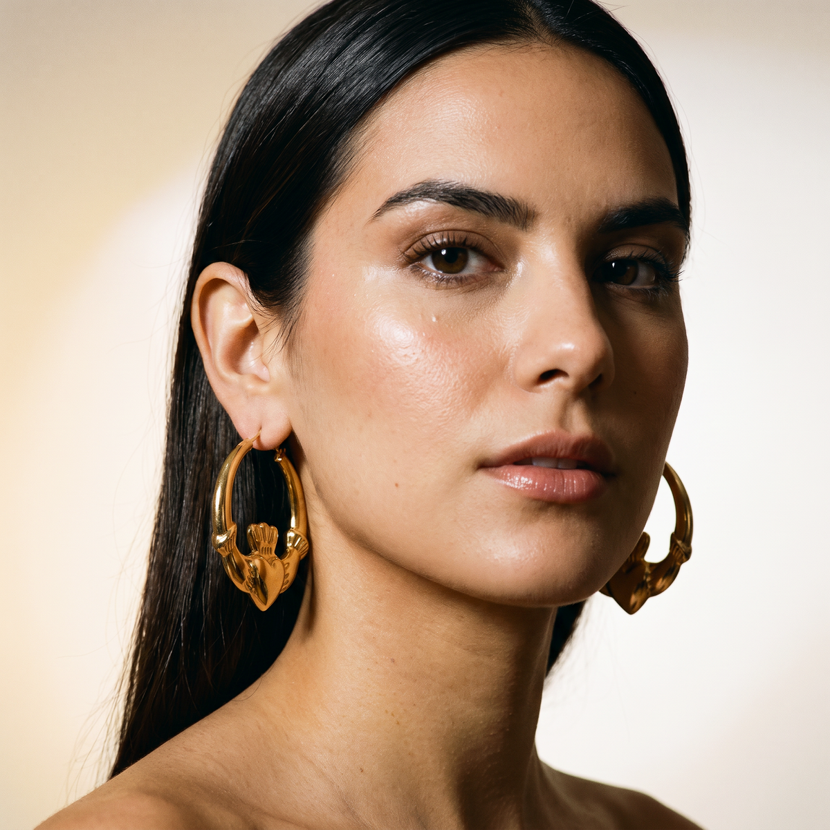 Eirin Apparel Claddagh Earrings Chunky Gold-Plated Claddagh Hoop Earrings – 'Soláis' (Sunlight)
