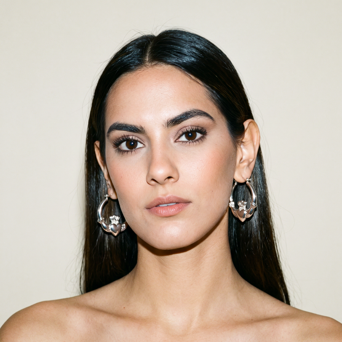 Eirin Apparel Claddagh Earrings Chunky Silver-Plated Claddagh Hoop Earrings – 'Réalta' (Starlight)
