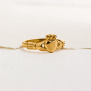 Eirin Apparel Claddagh Ring Women's Gold-Plated Claddagh Ring - ‘Suncrest’
