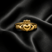 Eirin Apparel Claddagh Ring Women's Gold-Plated Classic Claddagh Ring – ‘Gréine’ (Of the Sun)