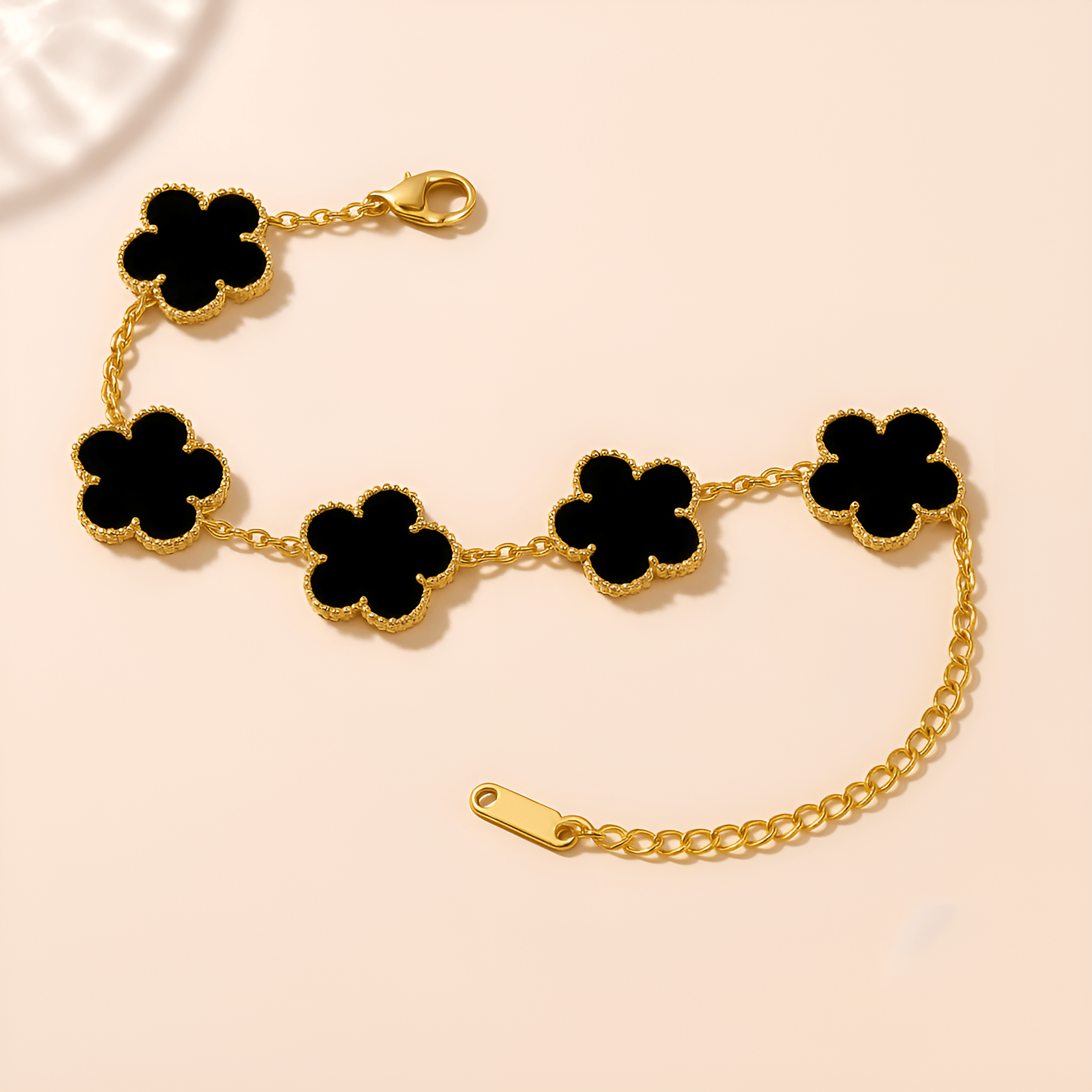 Eirin Apparel Clover Charm Bracelet Black Onyx / Gold Tone Lúireach Clover Charm Bracelet