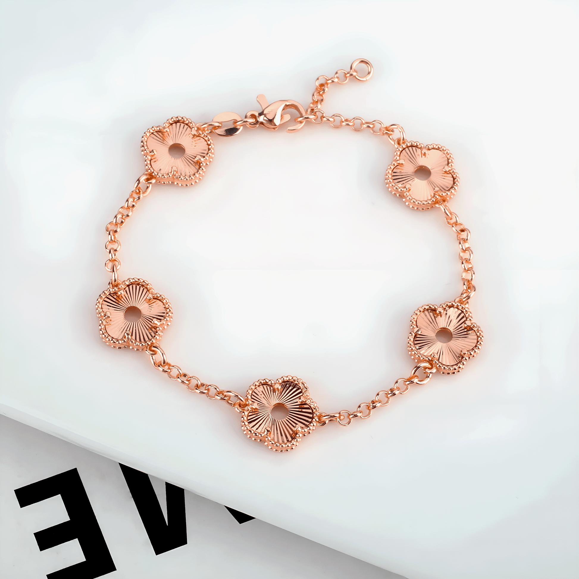 Eirin Apparel Clover Charm Bracelet Fleur of Rós Fiáin Fleur Clover Charm Bracelet