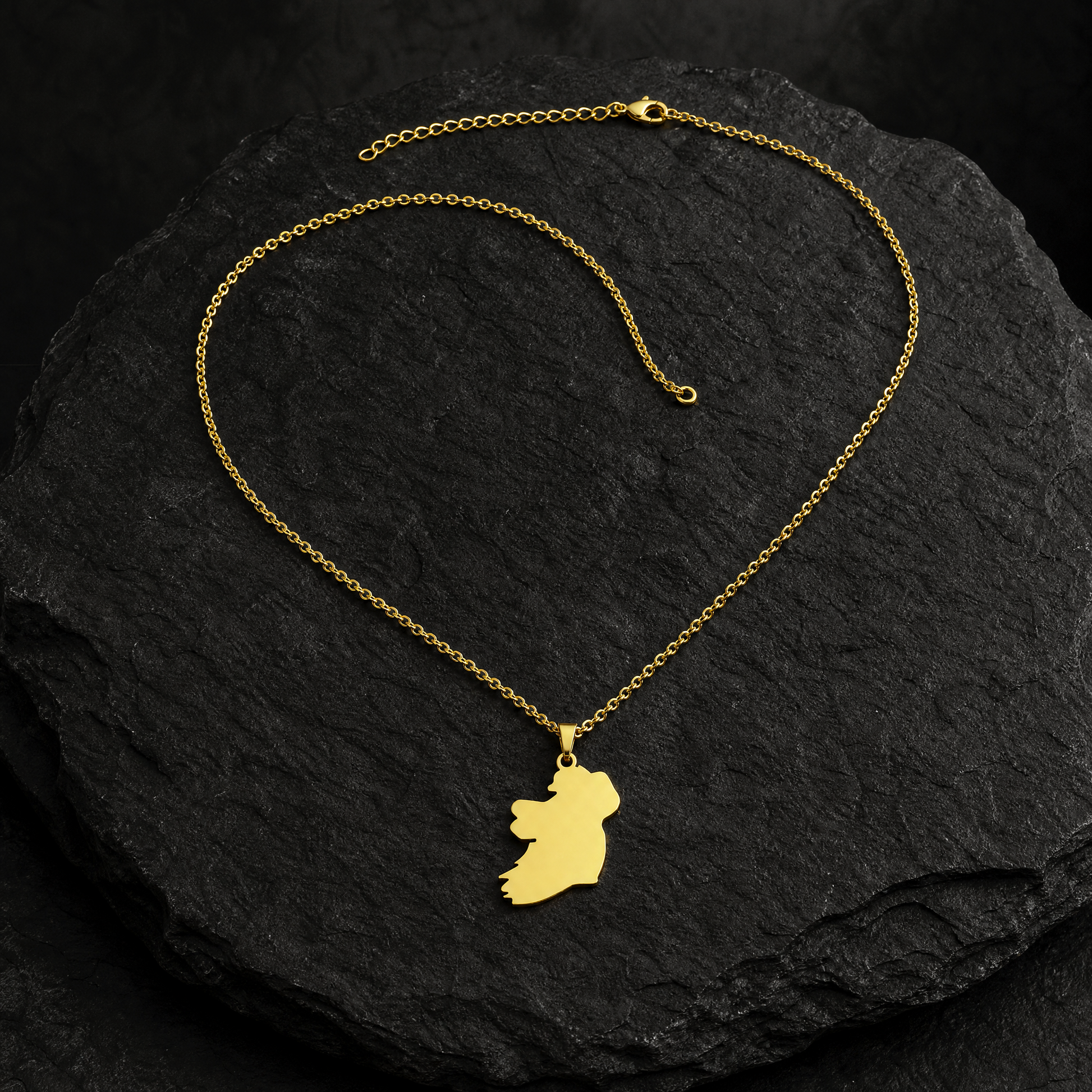 Eirin Apparel Necklace Classic Map of Ireland Necklace – ‘Oileán’ (Island)