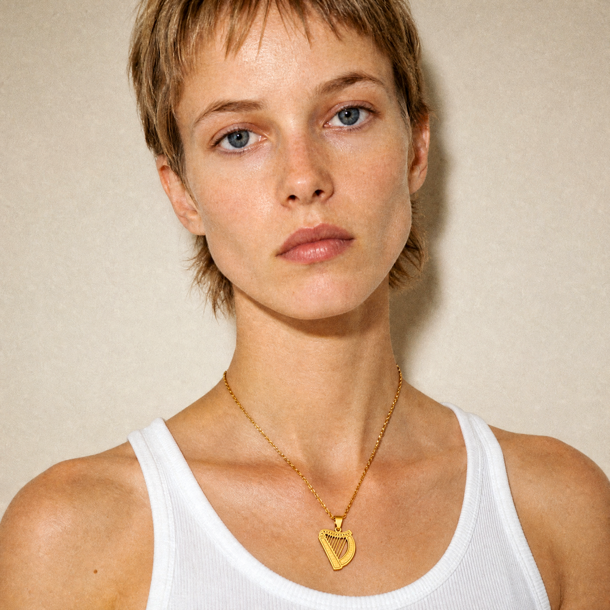 Eirin Apparel Necklace Gold Irish Harp Necklace – 'Fonn' (Melody)