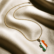 Eirin Apparel Necklace Map of Ireland Tricolour Necklace – ‘Bratach na hÉireann’ (Flag of Ireland)