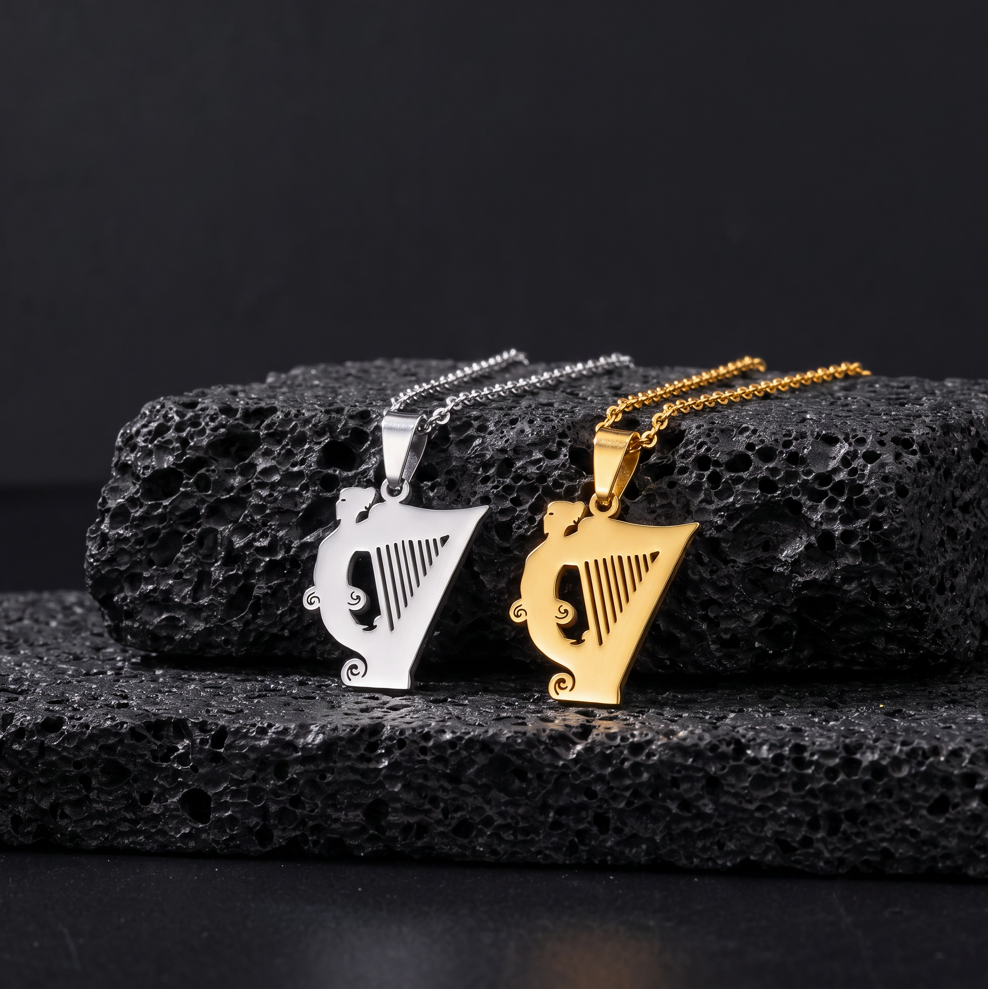 Eirin Apparel Necklace Men's Irish Harp Necklace – 'Macalla' (Echo)