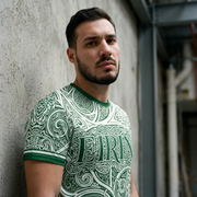 Eirin Apparel Unisex T-Shirt 'Celtic Flow' T-Shirt