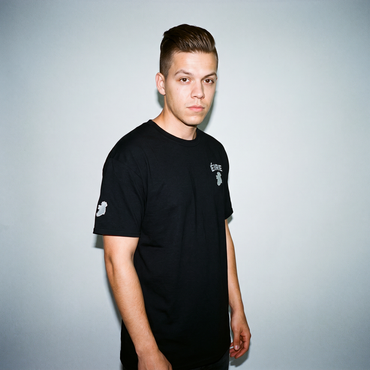 Eirin Apparel Unisex T-Shirt 'Embroidered Éire' T-Shirt