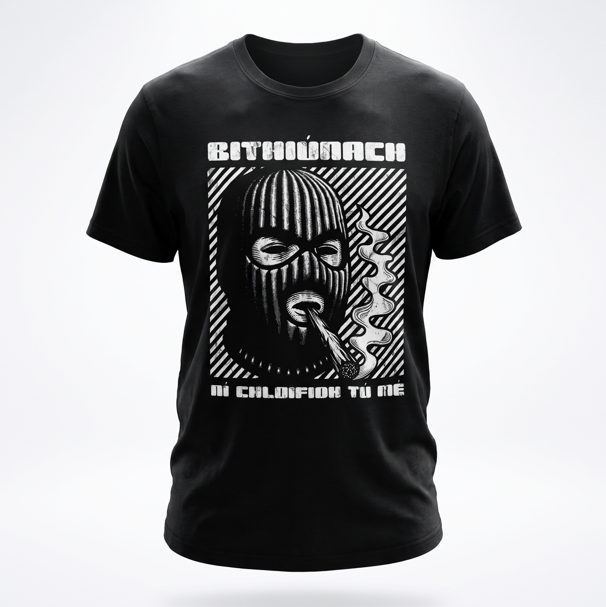 Eirin Apparel Unisex T-Shirt 'Irish Outlaw' Gaeilge T-Shirt