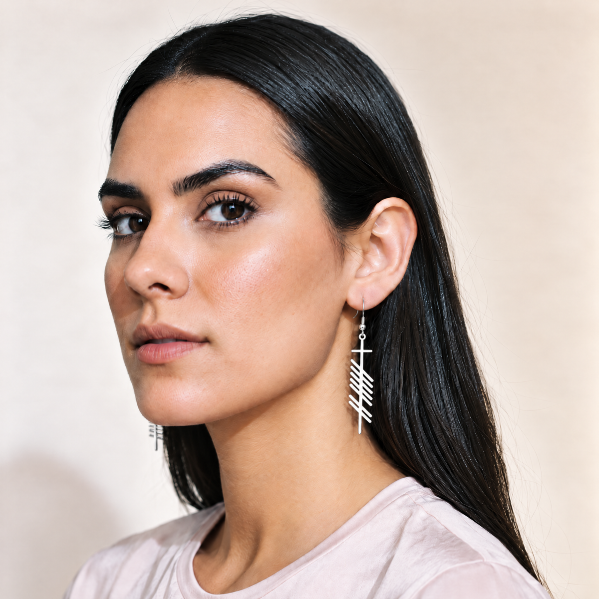 Eirin Apparel Women's Earrings Ogham Earrings – ‘Love’ (Grá)