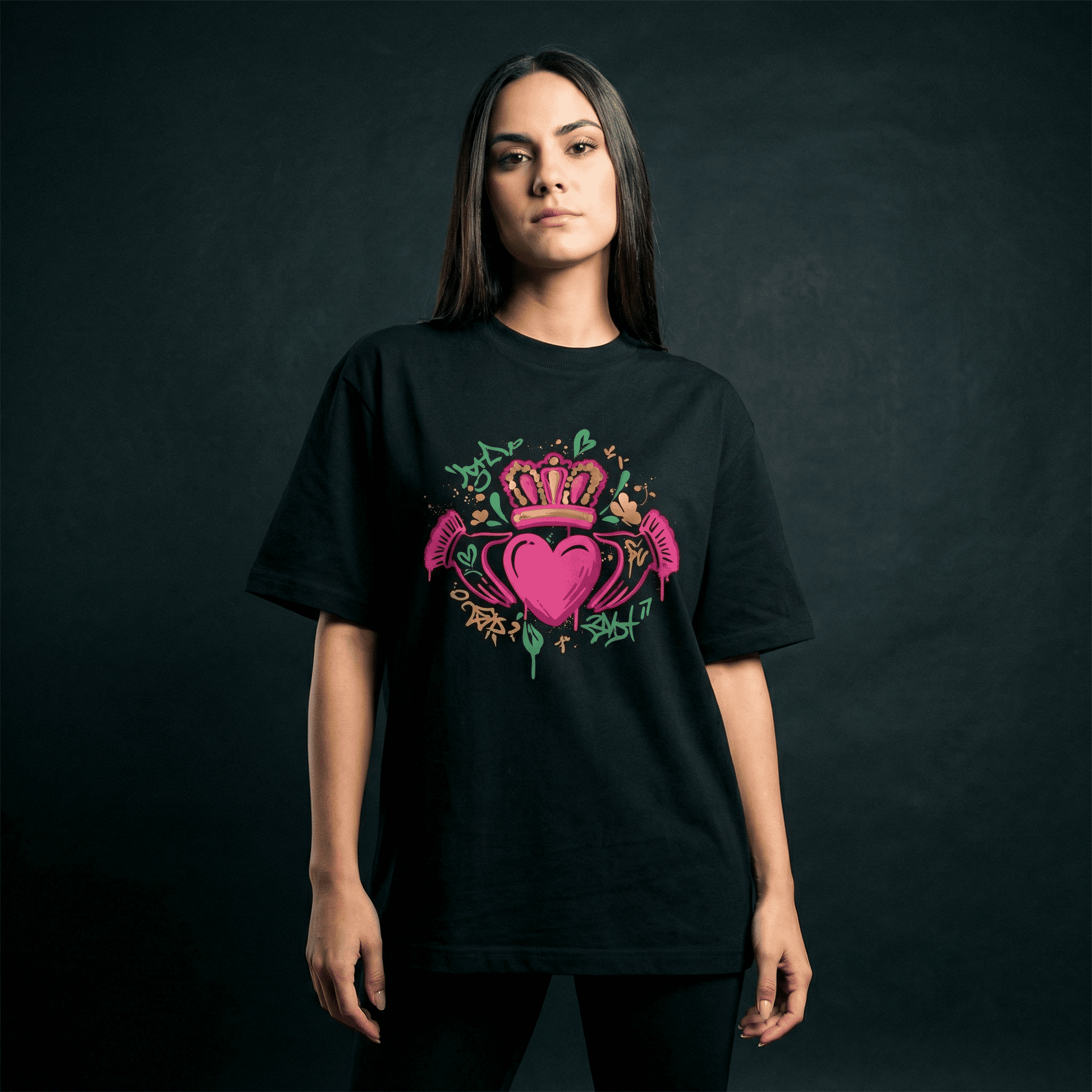 Eirin Apparel Women's Oversized T-Shirt Women's 'Bad Grá' Claddagh Graffiti Oversized T-Shirt