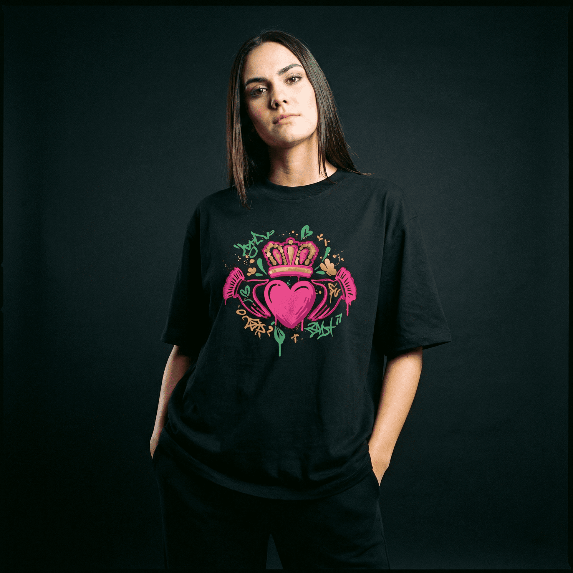 Eirin Apparel Women's Oversized T-Shirt Women's 'Bad Grá' Claddagh Graffiti Oversized T-Shirt