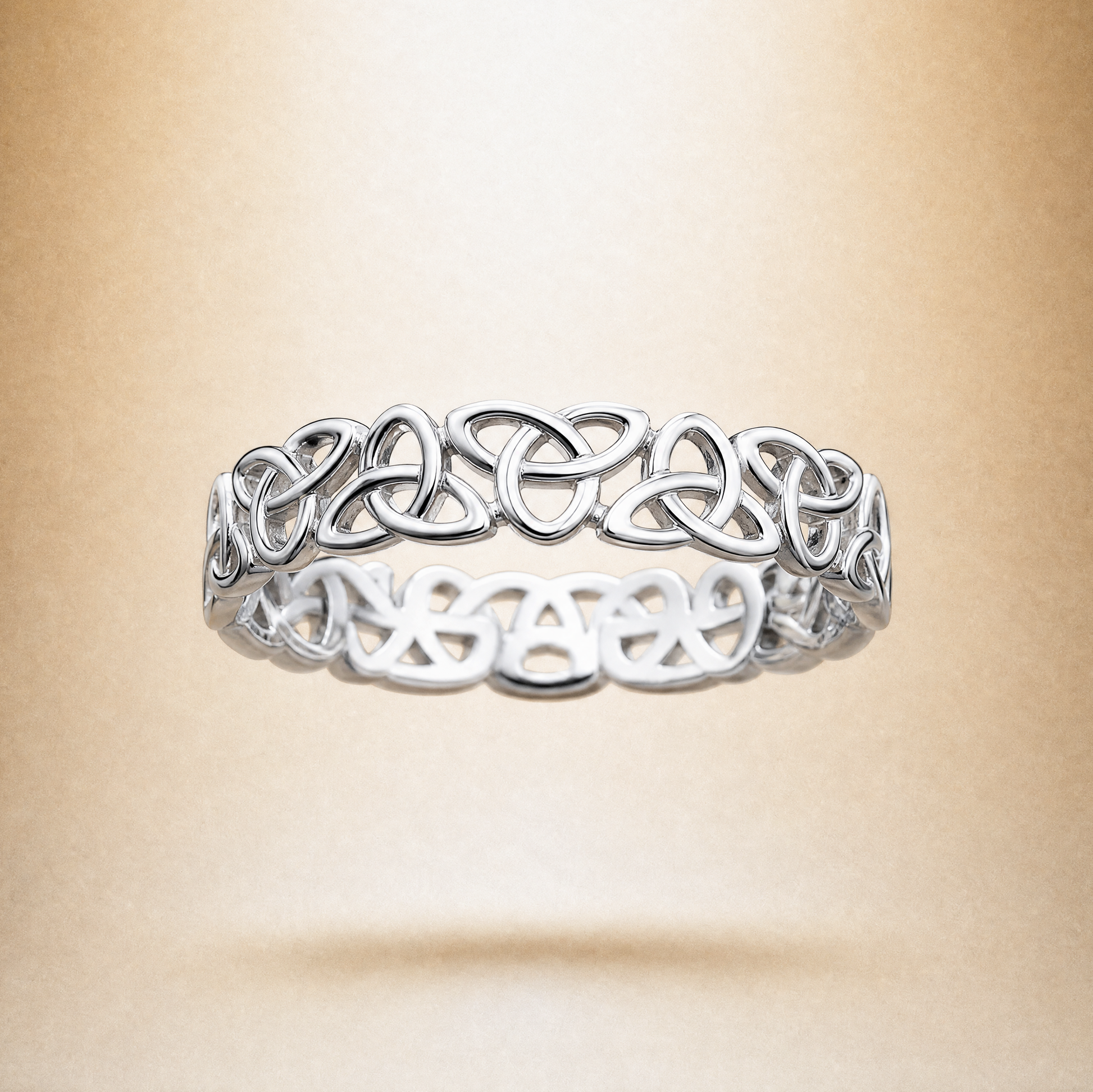 Eirin Apparel Women's Ring Women's Celtic Knot Ring – 'Síorfhite' (Everwoven)