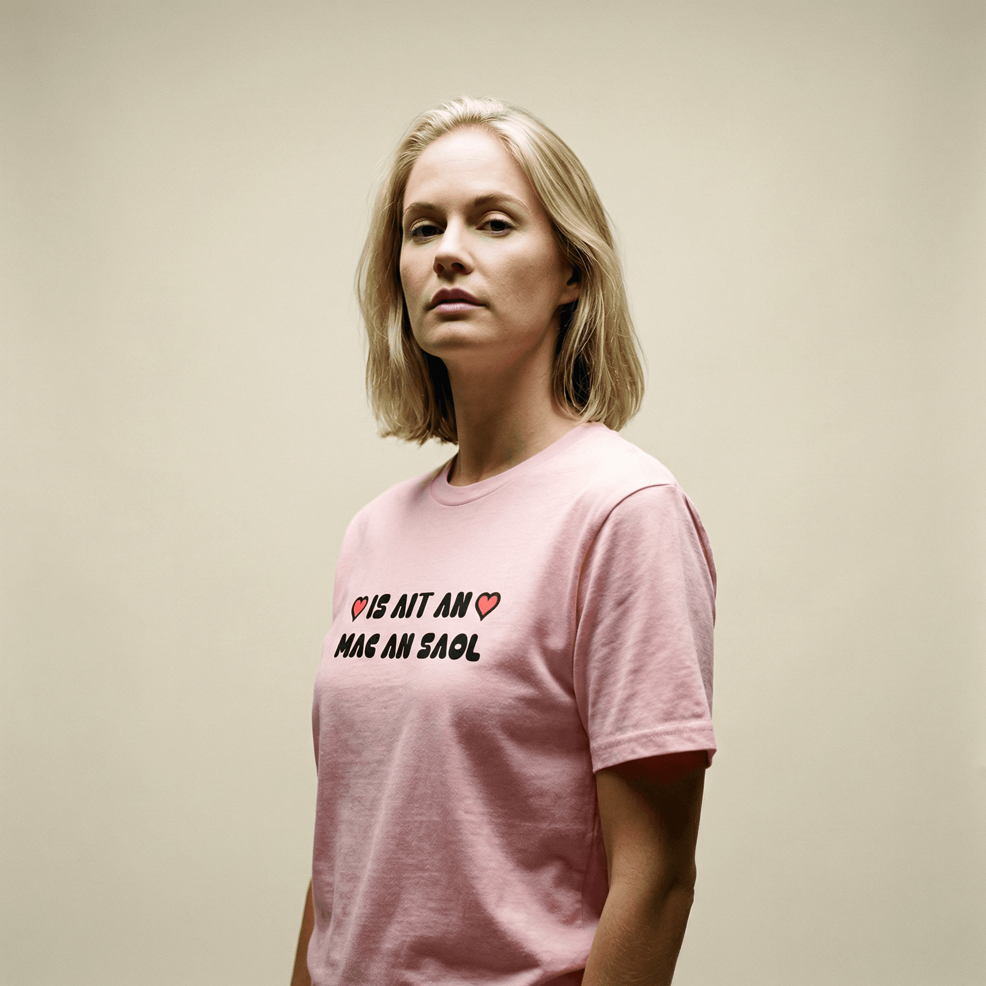 Eirin Apparel Women's T-Shirt 'Life Is Strange' Gaelic T-Shirt