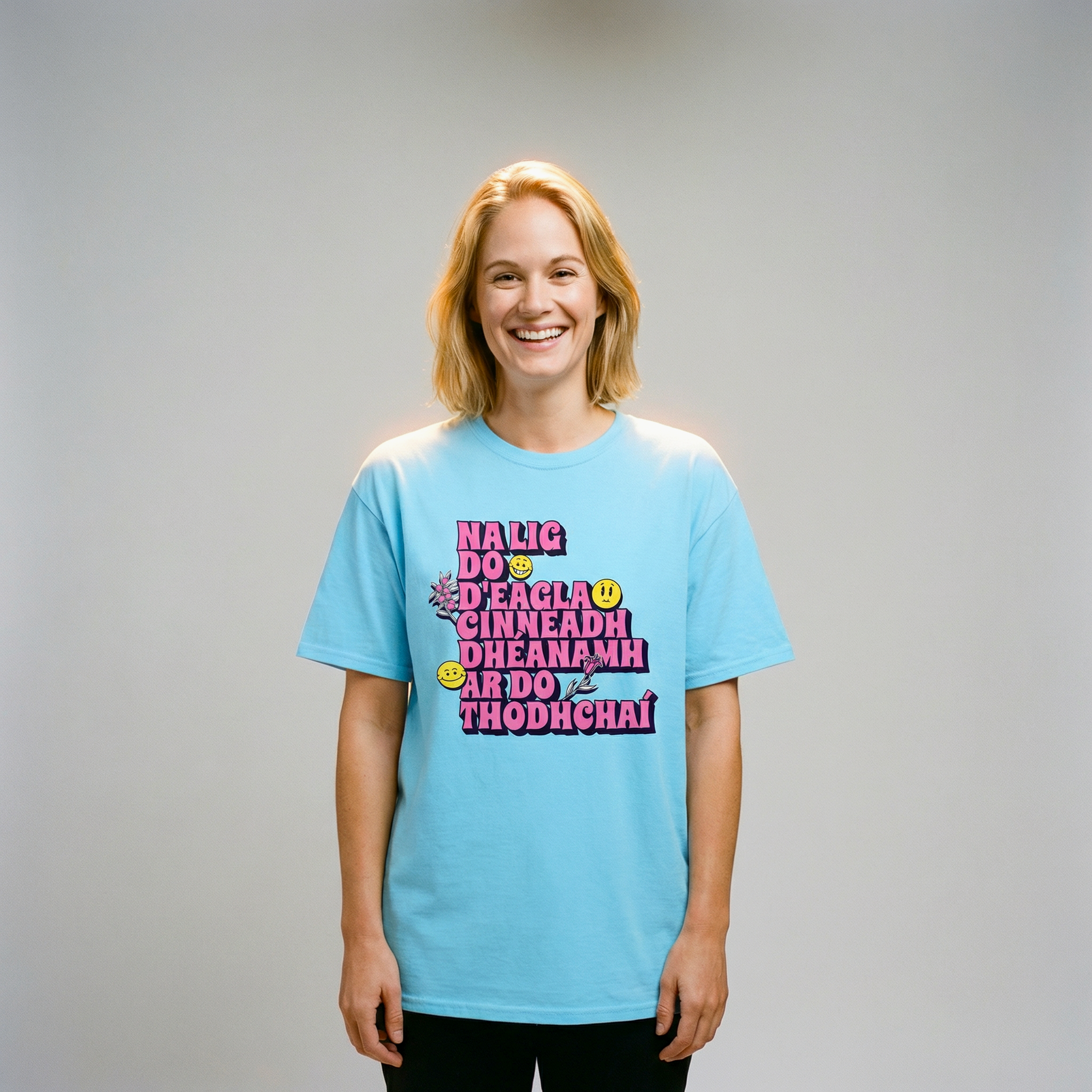Eirin Apparel Women's T-Shirt 'Never Let Your Fear Decide Your Future' Gaelic T-Shirt