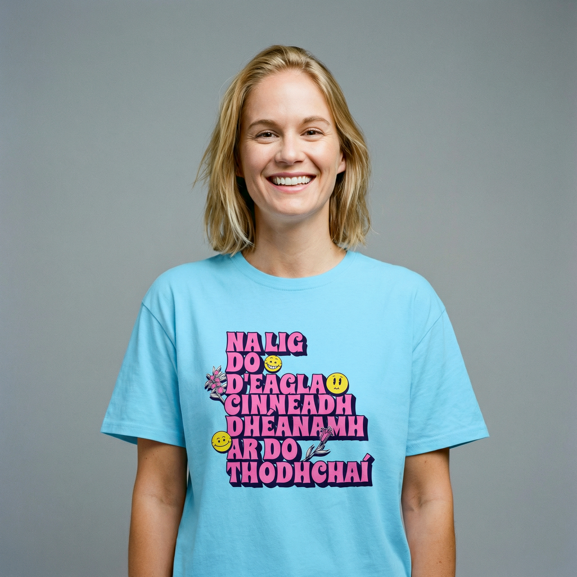Eirin Apparel Women's T-Shirt 'Never Let Your Fear Decide Your Future' Gaelic T-Shirt
