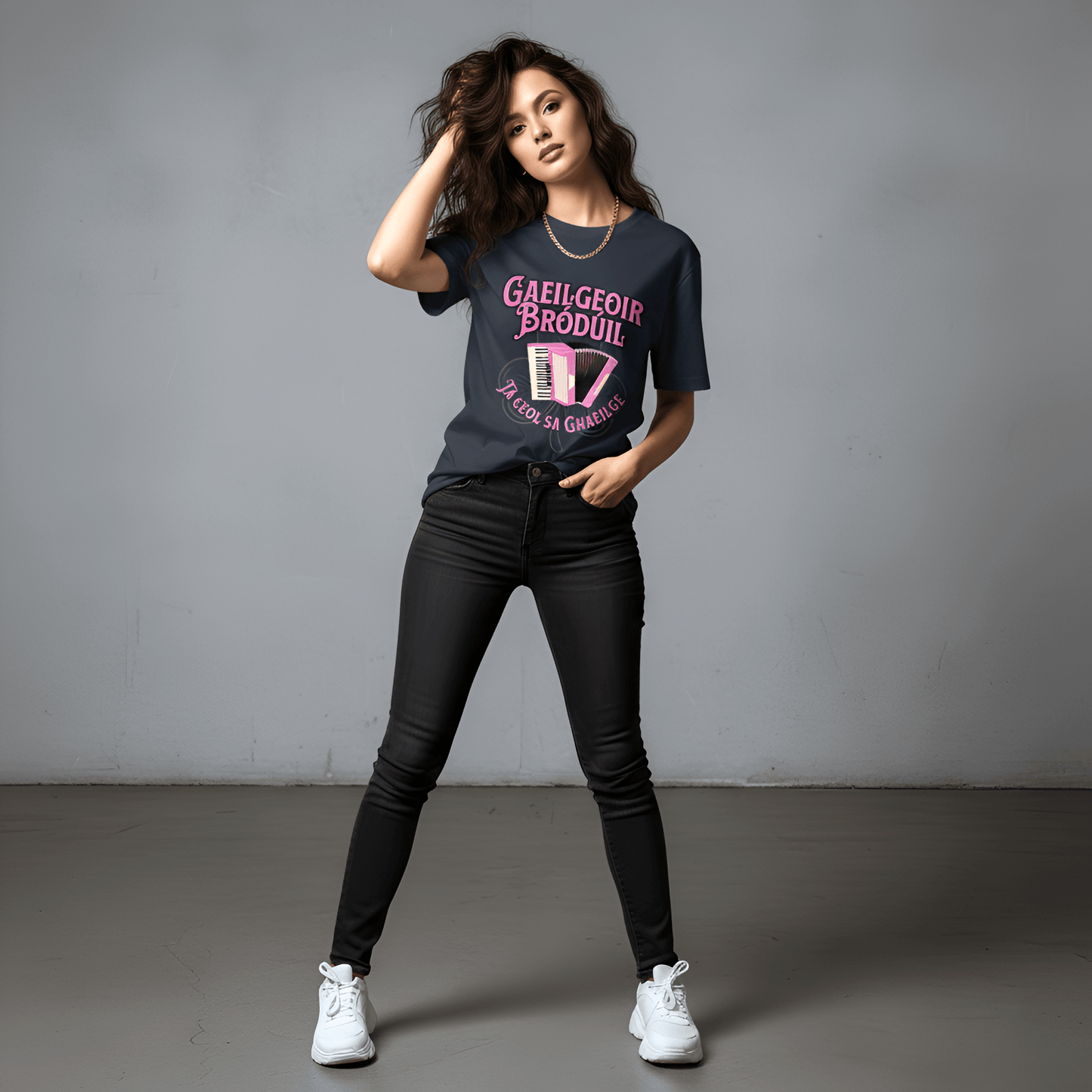 Eirin Apparel Women's T-Shirt Women's 'There's Music In Irish' Gaelic T-Shirt